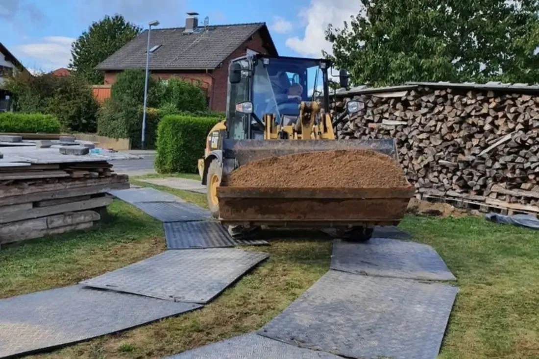 Pinnasekaitsematid haljastuses ja maastikuehituses